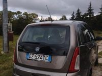 Usata Lancia Musa 90 CV (66 kW) 2010 Marrone Monovolume