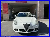 Second-hand Alfa Romeo Giulietta Distinctive 105 CP (77 kW) 2011 Alb Hatchback