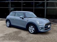 Usata Mini ONE 102 CV (75 kW) 2019 Grigio Utilitaria