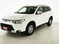 Usata Mitsubishi Outlander Instyle 150 CV (110 kW) 2015 Bianco SUV