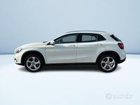 Usata Mercedes GLA200 135 CV (99 kW) 2017 Bianco SUV