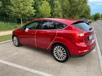 Usata Ford Focus Titanium 105 CV (77 kW) 2011 Rosso Utilitaria