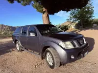 Usata Nissan Navara 190 CV (139 kW) 2010 Grigio Pick-up