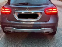 Usata Mercedes GLA200 136 CV (100 kW) 2019 Grigio SUV