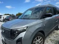 Usata Ford Tourneo Courier Titanium 125 CV (91 kW) 2025 Solar silver Monovolume