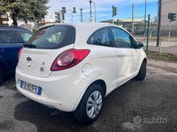 Usata Ford Ka 69 CV (50 kW) 2015 Bianco Berlina