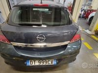 Usata Opel Astra GTC 101 CV (74 kW) 2007 Blu Coupé
