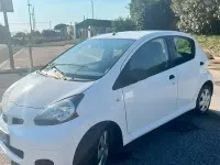 Usata Toyota Aygo 68 CV (50 kW) 2010 Bianco Utilitaria