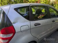 Usata Mercedes A200 109 CV (80 kW) 2008 Grigio Berlina