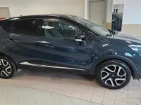 Usata Renault Captur 90 CV (66 kW) 2015 Bluazzurro SUV