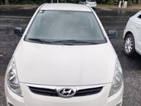 Usata Hyundai i20 Classic 78 CV (57 kW) 2012 Beige Berlina