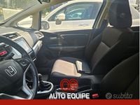 Usata Honda Jazz Elegance 102 CV (75 kW) 2017 Bianco Utilitaria