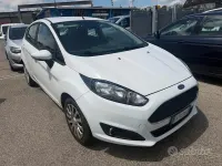 Usata Ford Fiesta 95 CV (69 kW) 2017 Bianco Utilitaria