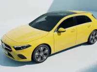 Usata Mercedes A180 Executive 136 CV (100 kW) 2024 Argento Berlina