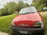 Usata Fiat 600 54 CV (39 kW) 2007 Rosso Utilitaria