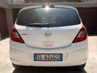 Usata Opel Corsa Edition 86 CV (63 kW) 2012 Bianco Utilitaria