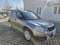 Usata Skoda Yeti GreenLine 105 CV (77 kW) 2011 Grigio SUV