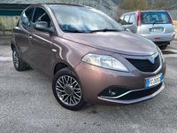 Usata Lancia Ypsilon Platinum 80 CV (58 kW) 2016 Utilitaria