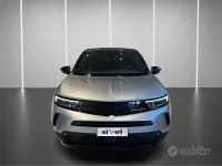 Usata Opel Mokka 101 CV (74 kW) 2024 Grigio SUV