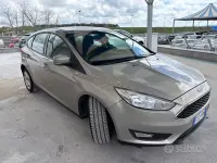Usata Ford Focus 95 CV (69 kW) 2016 Giallo Berlina