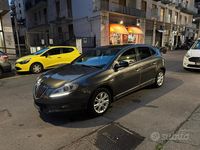 Usata Lancia Delta 120 CV (88 kW) 2010 Grigio Utilitaria