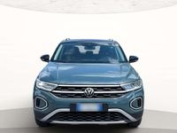 Usata VW T-Roc Style 116 CV (85 kW) 2025 Petroleum blue metallizzato ne SUV