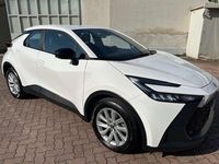 Usata Toyota C-HR Active 98 CV (72 kW) 2024 Bianco SUV