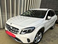 Usata Mercedes GLA180 Business 109 CV (80 kW) 2018 Bianco SUV