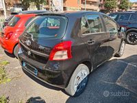 Usata Toyota Yaris 69 CV (50 kW) 2008 Nero Utilitaria