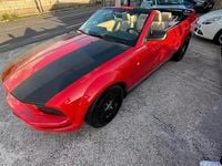 Usata Ford Mustang 204 CV (150 kW) 2005 Rosso Cabrio