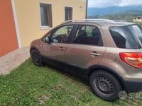 Usata Fiat Sedici 107 CV (78 kW) 2006 Marrone SUV
