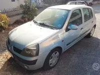 Usata Renault Clio 58 CV (42 kW) 2003 Grigio Utilitaria