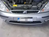 Usata Ford Focus Ghia 101 CV (74 kW) 2003 Grigio Berlina