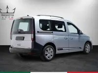 Usata VW Caddy 122 CV (89 kW) 2022 Argento Monovolume