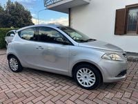 Usata Lancia Ypsilon Platinum 69 CV (50 kW) 2014 Grigio Utilitaria