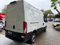 Usata Iveco Daily 115 CV (84 kW) 2020 Bianco