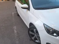 Usata Peugeot 308 SW 150 CV (110 kW) 2016 Bianco Station wagon