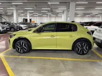 Usata Peugeot e-208 GT 114 kW (156 CV) 2024 Utilitaria