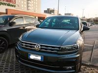 Usata VW Tiguan R-line 150 CV (110 kW) 2019 Grigio SUV