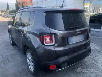 Usata Jeep Renegade Limited 120 CV (88 kW) 2016 Grigio SUV