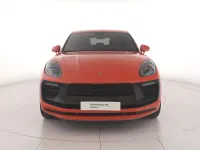 Usata Porsche Macan 441 CV (324 kW) 2022 Colore su campione solido SUV