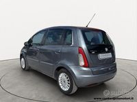 Usata Lancia Musa 95 CV (69 kW) 2010 Grigio Monovolume