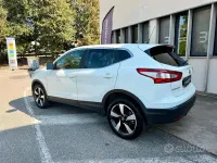 Usata Nissan Qashqai Visia 131 CV (96 kW) 2016 Bianco SUV