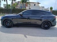 Usata Maserati Levante 275 CV (202 kW) 2019 Nero SUV