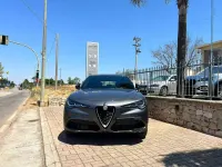 Usata Alfa Romeo Stelvio Super 209 CV (153 kW) 2023 Grigio SUV