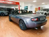 Usata Mazda MX5 126 CV (92 kW) 2007 Grigio Cabrio