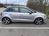 Usata Audi A1 Sportback Design 90 CV (66 kW) 2015 Utilitaria