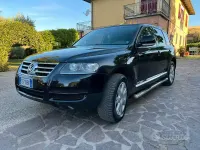 Usata VW Touareg 224 CV (164 kW) 2006 Nero SUV