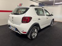 Usata Dacia Sandero 90 CV (66 kW) 2017 Bianco Berlina