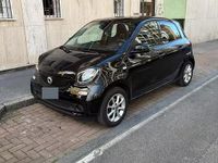 Begagnad Smart ForFour Passion 71 HK (52 kW) 2016 Svart Halvkombi